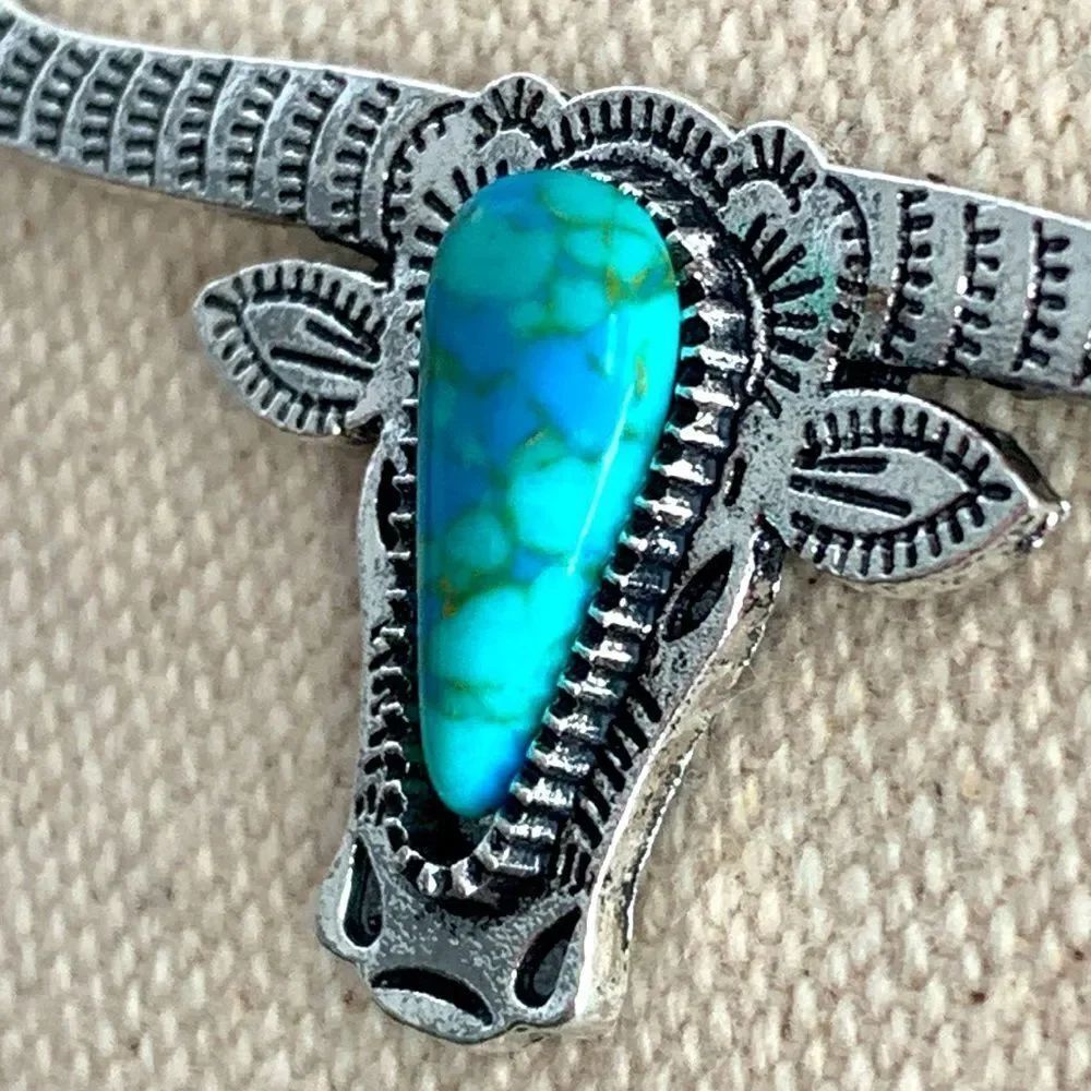 Western Longhorn Rodeo Necklace – Bull Steer Cowboy Pendant with Faux Turquoise